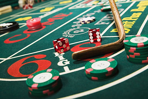 kembarbola mobile app interface showing slot games and live casino options